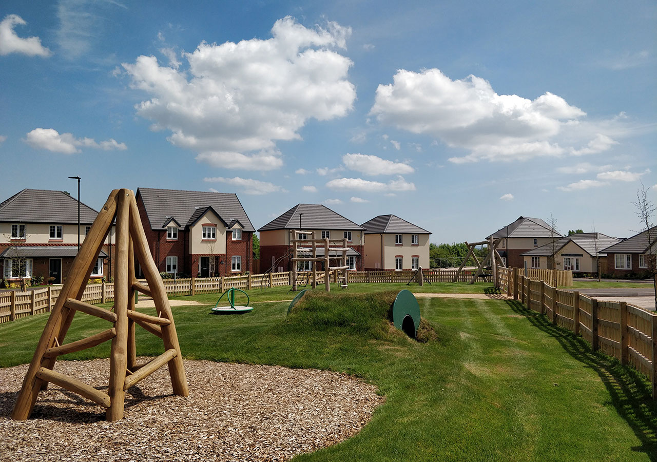 River-View-Garden-Village,-Lydney